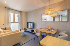 Trendy La Latina Escape for 3 Next to the Iconic Rastro Market Latina Toledo II